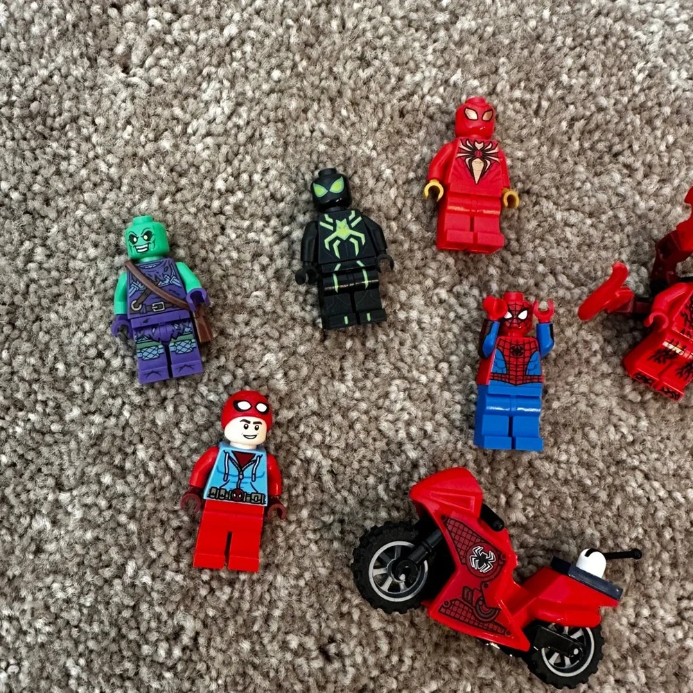 LEGO Marvel SpiderMan Minifigure Lot Carnage Green Goblin Iron Spider Motorcycle